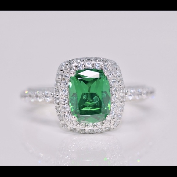 Tacori Green Diamonique halo engagement ring - Picture 6 of 14